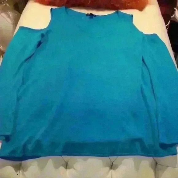 Roz and Ali open shoulder turquoise color sz 2x - Picture 1 of 2